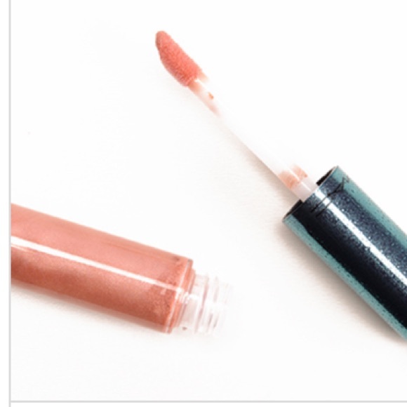 NIB MAC WATER DEITIES ALLURING AQUATIC LIPGLASS ORIGINAL FORMULA LARGER SIZE! - Picture 1 of 7